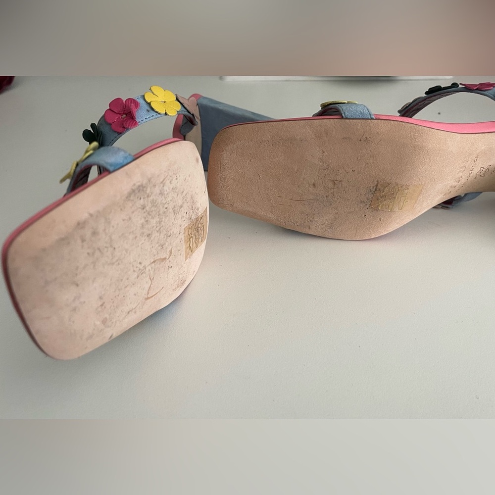 🤍 STAUD Suede Colorblock Flower Block Heeled Sandals - Picture 10 of 10